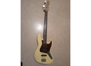 Fender Deluxe Jazz Bass (57207)