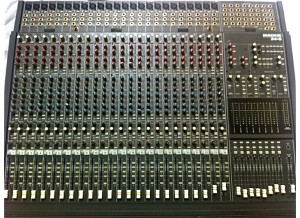 Mackie 8 Bus Series 24/8/2 (53323)