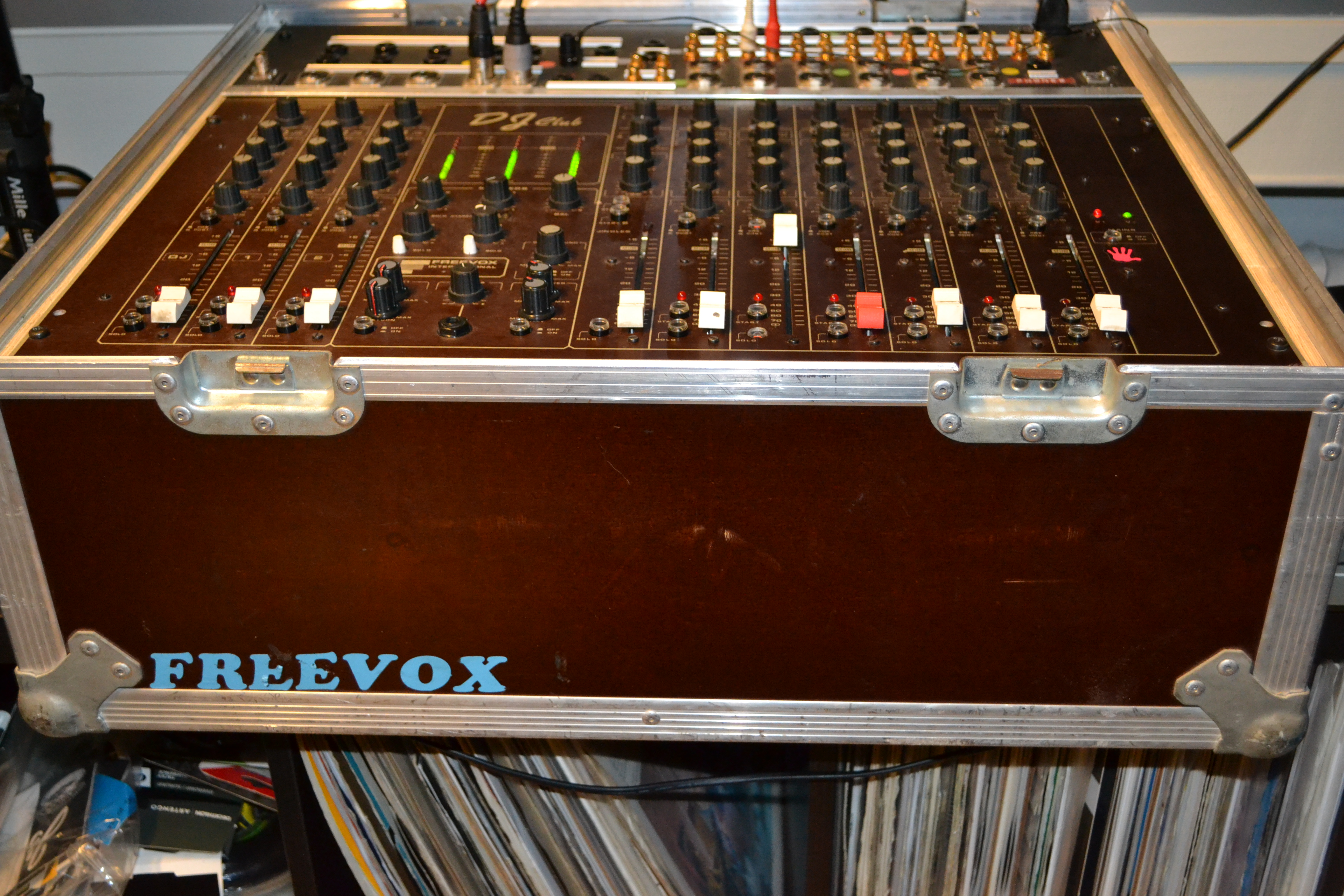 Freevox DJ Club (24270)