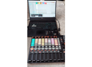 Akai Professional APC40 mkII (44225)