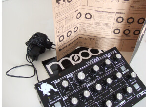 Moog Music Minitaur (72068)
