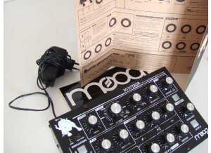 Moog Music Minitaur (72068)