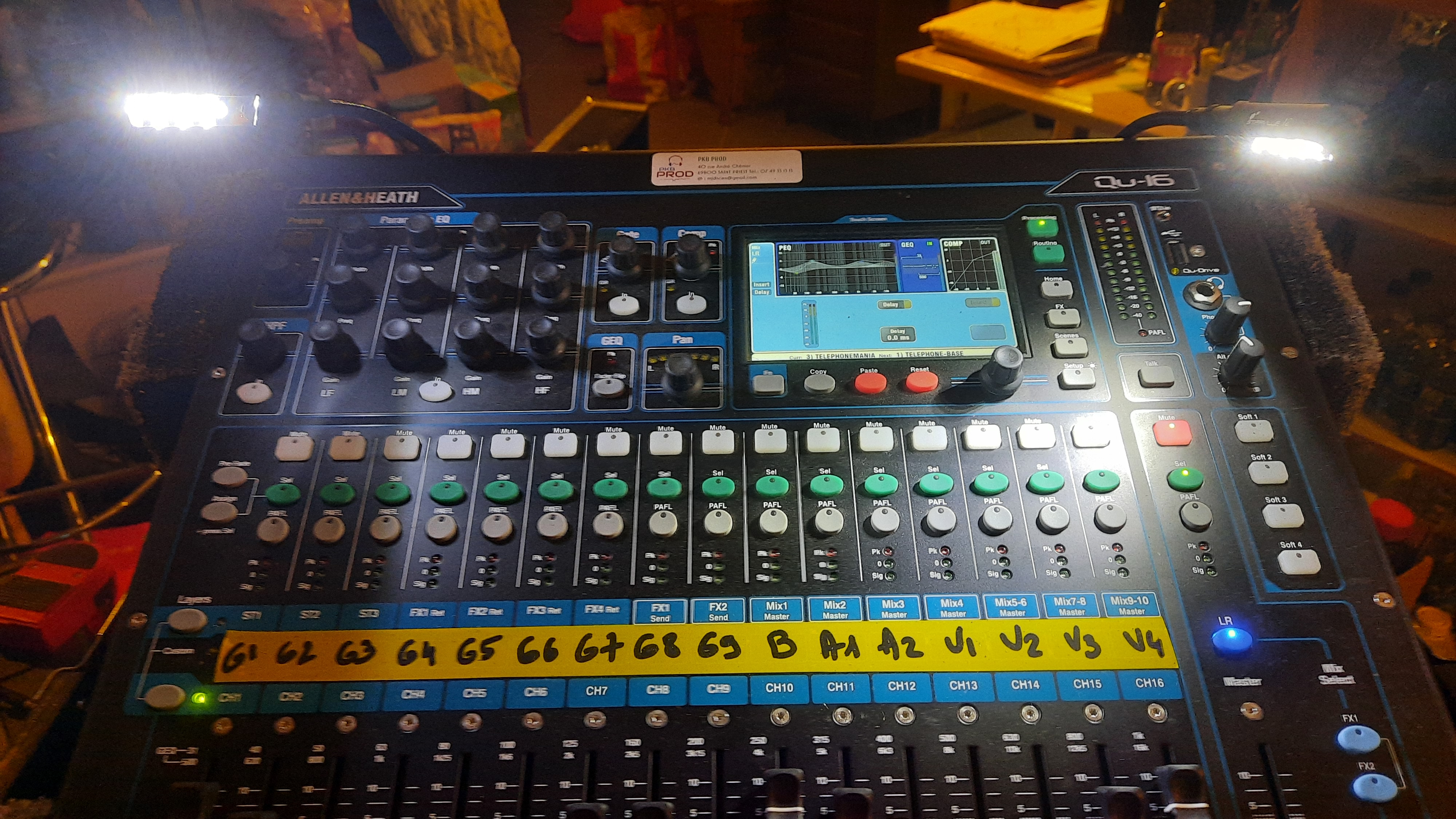 Allen & Heath Qu-16 (31026)