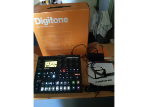 Elektron Digitone (13359)