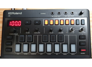 Roland J-6 Chord Synthesizer (59014)