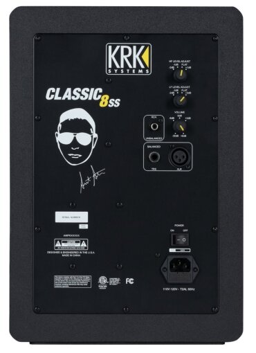Classic 8 SS 02 Classic 8 SS 02
