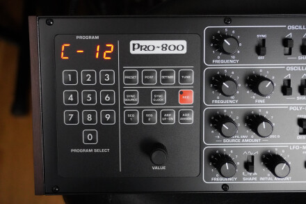 Pro-800 2tof 09 zoom gauche Pro-800 2tof 09 zoom gauche