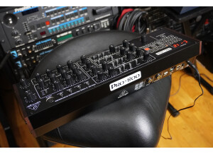 Pro-800 2tof 16 3quart arrière gauche