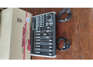 Behringer X-Touch (28417)