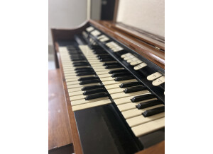 Hammond M102