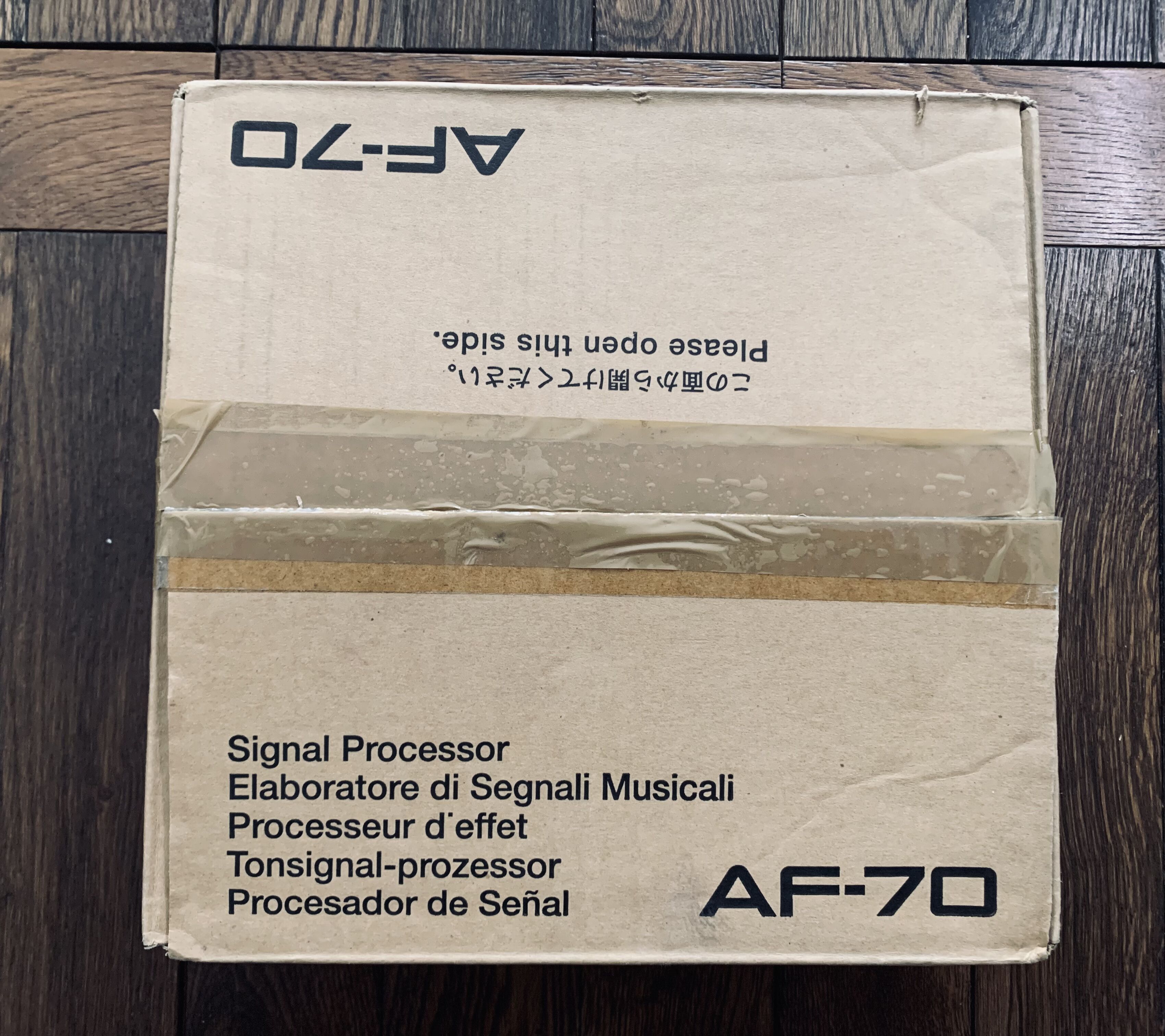 Roland AF70 (18129)