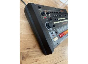 Roland TR-808 (30701)