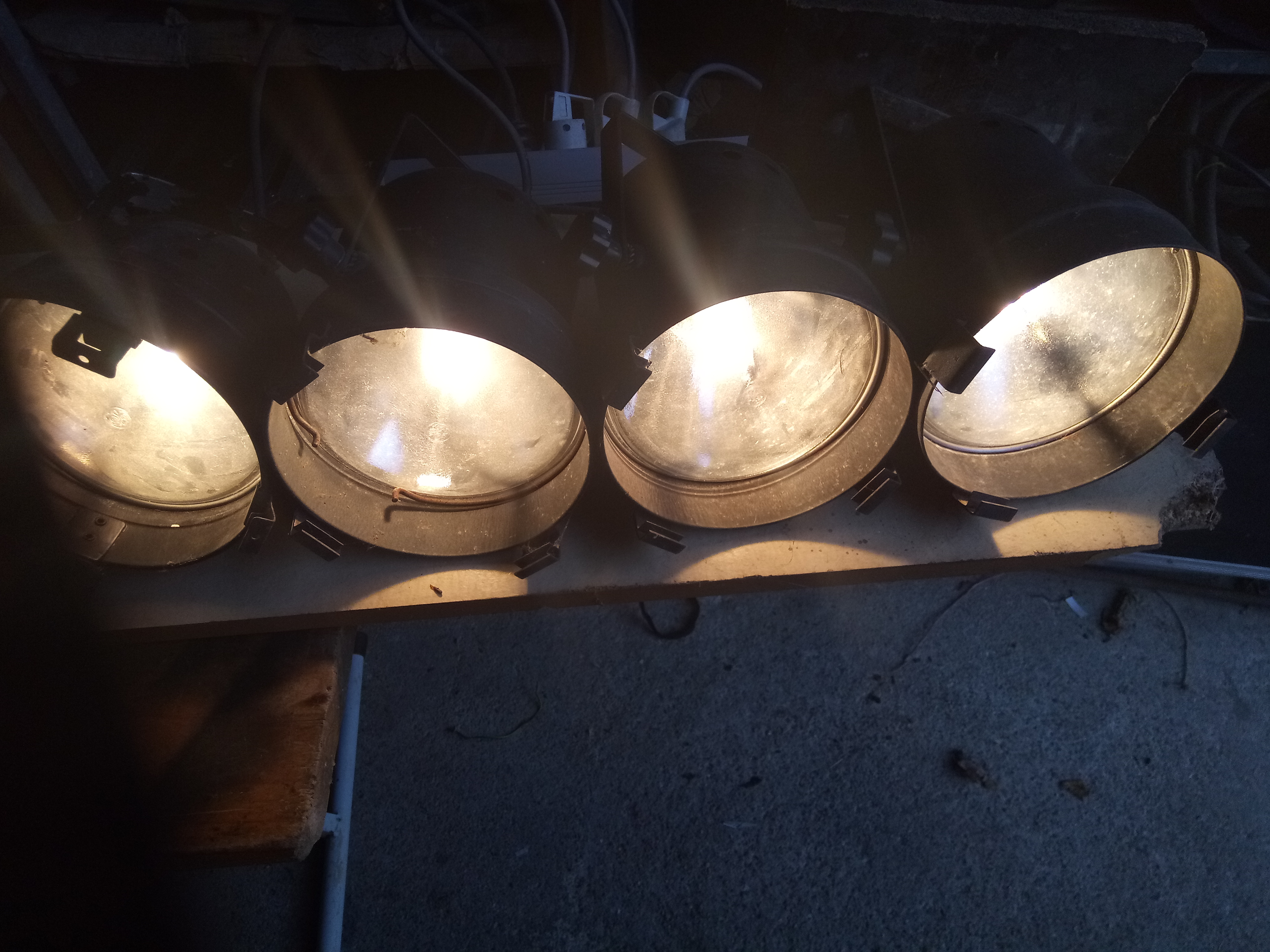 Vend PAR 56 Courts NOIR 