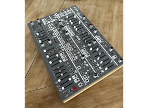 Intellijel Designs Cascadia (20111)