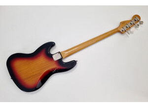 Fender Modern Player Jazz Bass (70051)