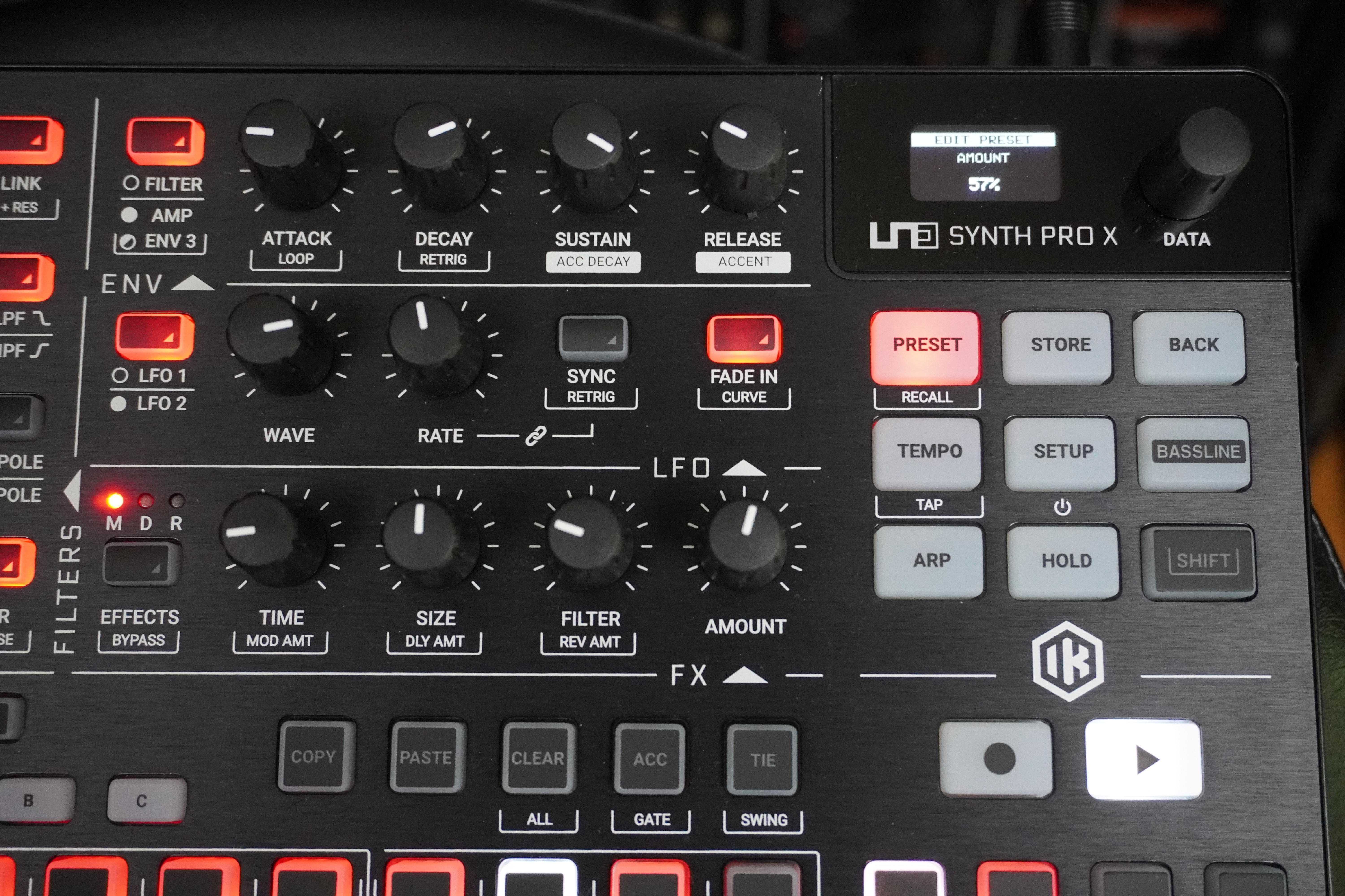 Uno Synth Pro X 2tof 14 zoom dessus
