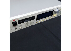 Akai Professional S3000XL (30302)