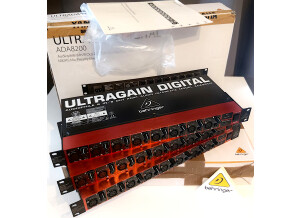 Behringer Ultragain Digital ADA8200 (55554)