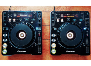 Pioneer CDJ-1000 (79798)
