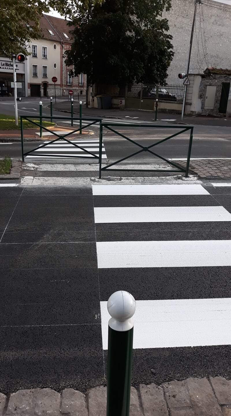 5779747.jpg 5779747.jpg