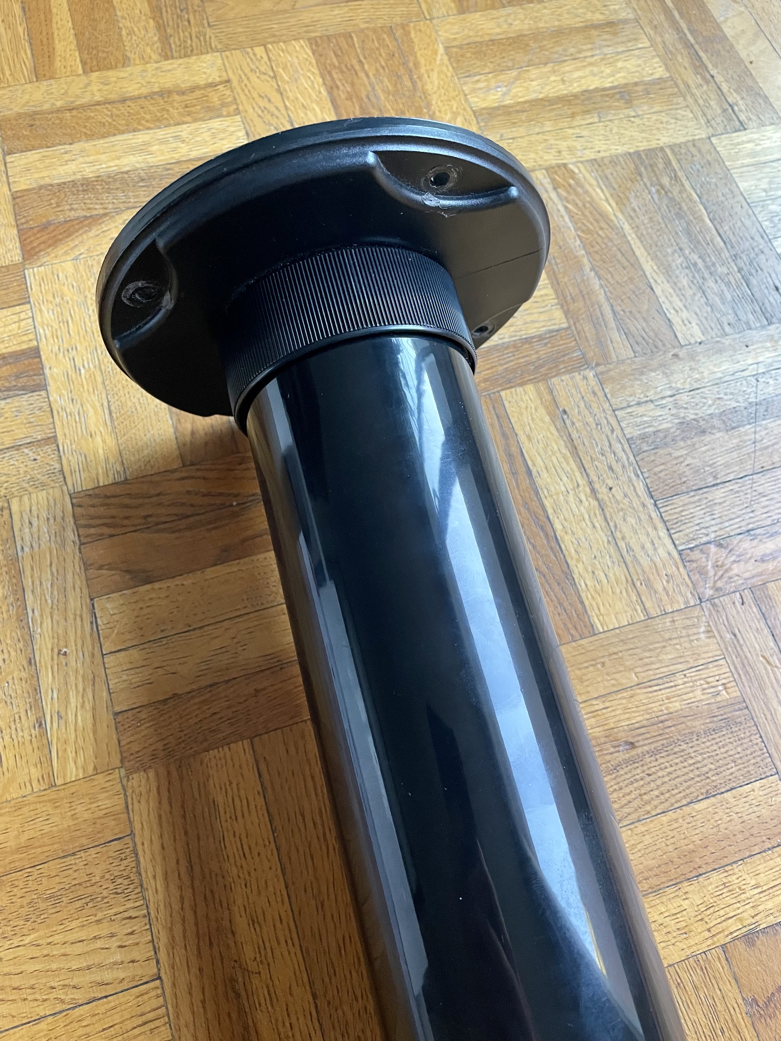 Vends lots de 6 pieds pour plan de travail bureau spécial charge lourdes 300kg