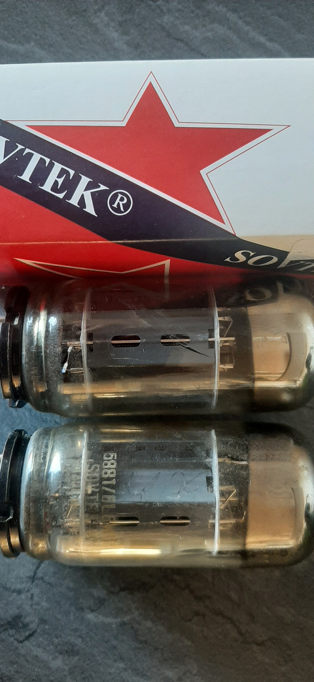 5781132.jpg 5781132.jpg