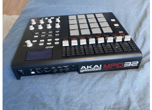 Akai Professional MPD32 (69754)