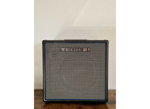 Tech 21 VT Bass 200 (97564)
