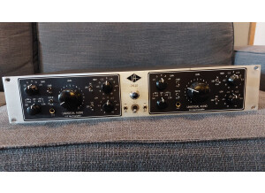 01 UA 2-610 FRT