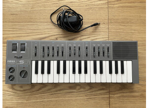 Yamaha CS01 (84703)