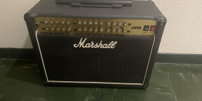 Vends Ampli Marshall JVM410C 100W lampes avec Footswitch 