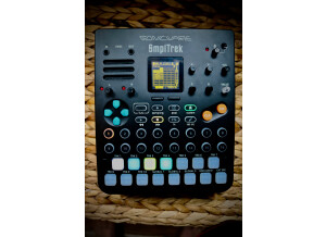 Sonicware SmplTrek (5104)