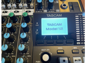 Tascam Model 12 (47609)