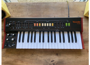 Behringer VC340 (2965)