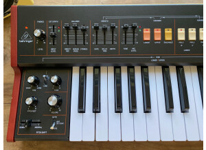 Behringer VC340 (26688)