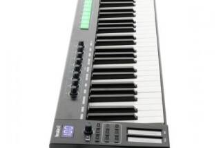Devine VersaKey 61 USB/MIDI Keyboard