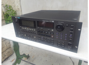 Akai Professional DR16