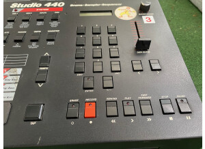 Sequential Circuits Studio 440 (61996)