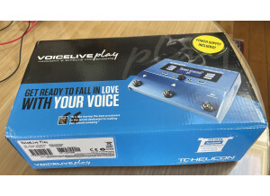 TC-Helicon Bundle VoiceLive Play w/ Sennheiser e 835 fx
