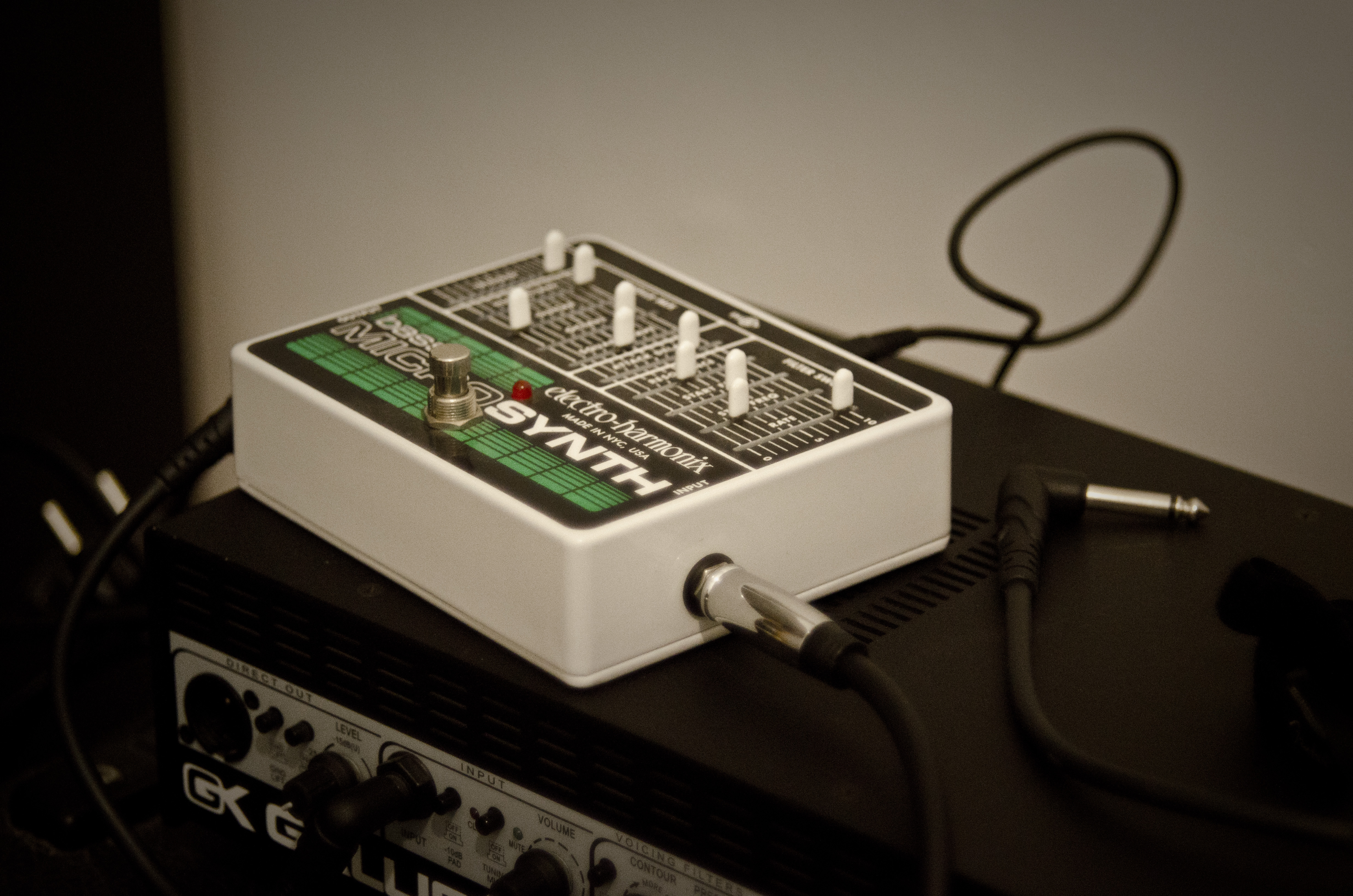 Electro-Harmonix Bass Micro Synthesizer