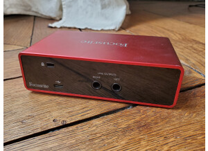 Focusrite Scarlett Solo G3 (42427)