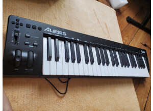 Alesis Q49 MKII