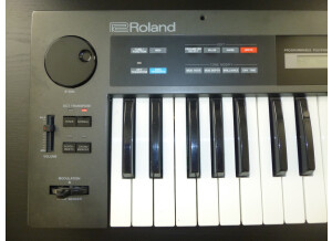 Roland JUNO-1
