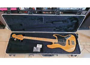 Fender Jazz Bass (1976) (77437)