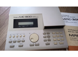 Roland MC-300