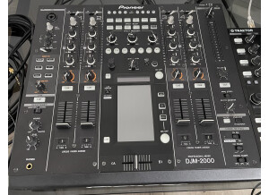 Pioneer DJM-2000 (17773)