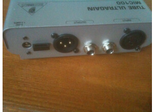 Behringer MIC100