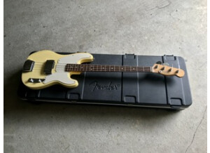 Fender Mike Dirnt Precision Bass (34970)