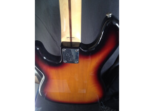 Fender Classic '70s Precision Bass - 3-Color Sunburst