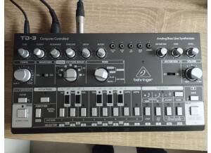 Behringer TD-3 (6311)